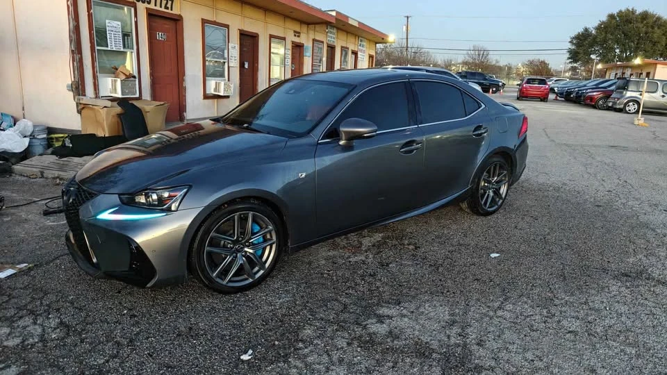 2018 Lexus IS 3rd Gen - Image 5 of 13
