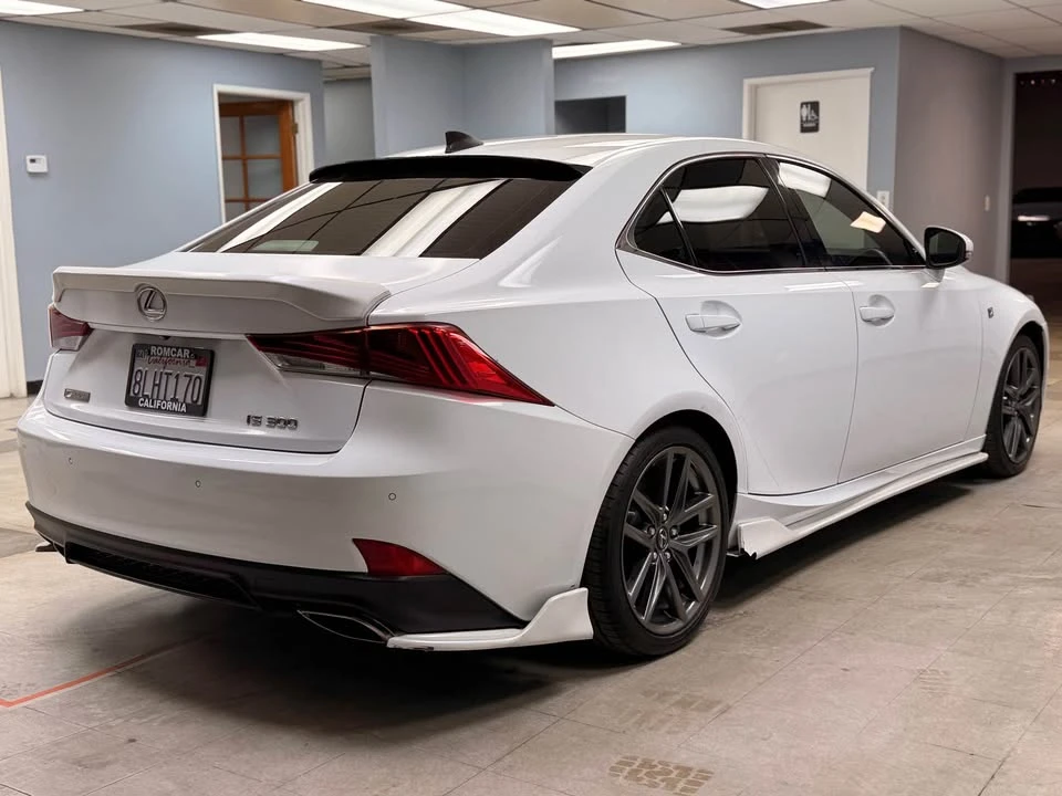 2018 Lexus IS 3rd Gen - Image 8 of 20
