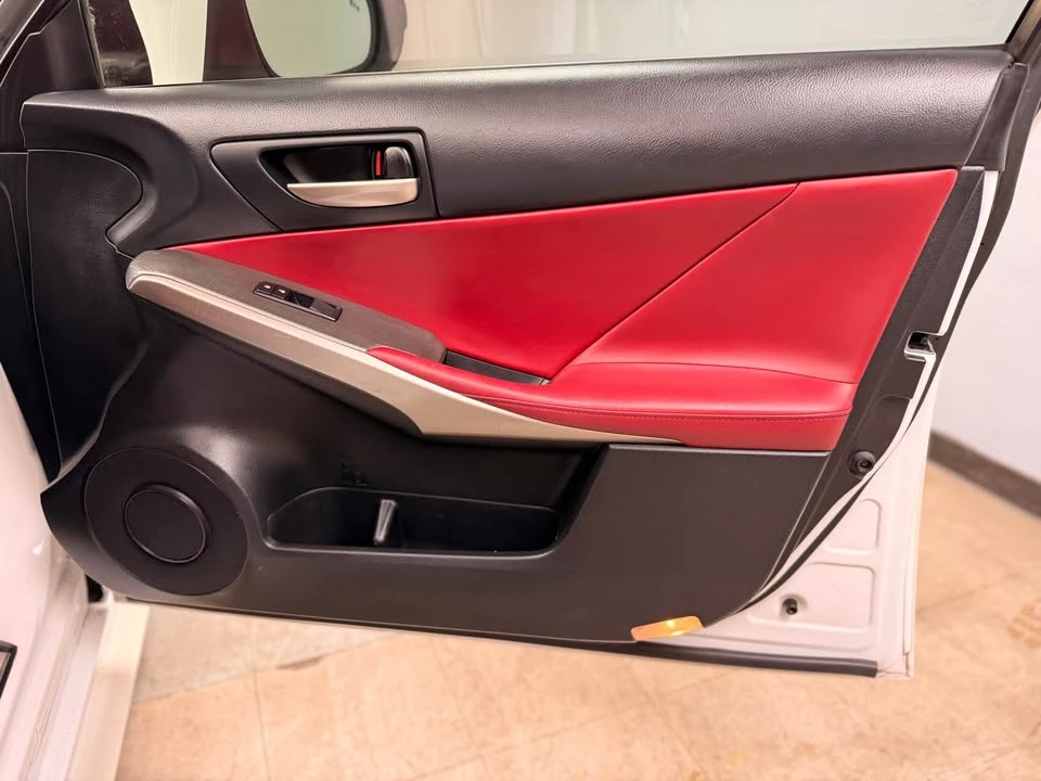 2018 Lexus IS 3rd Gen - Image 17 of 20
