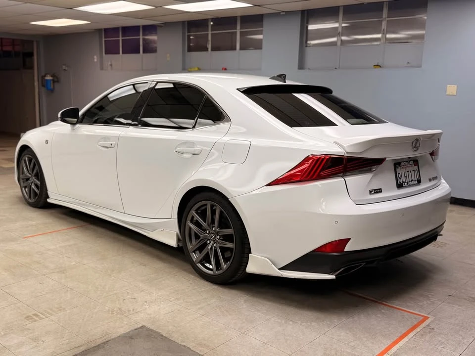 2018 Lexus IS 3rd Gen - Image 6 of 20