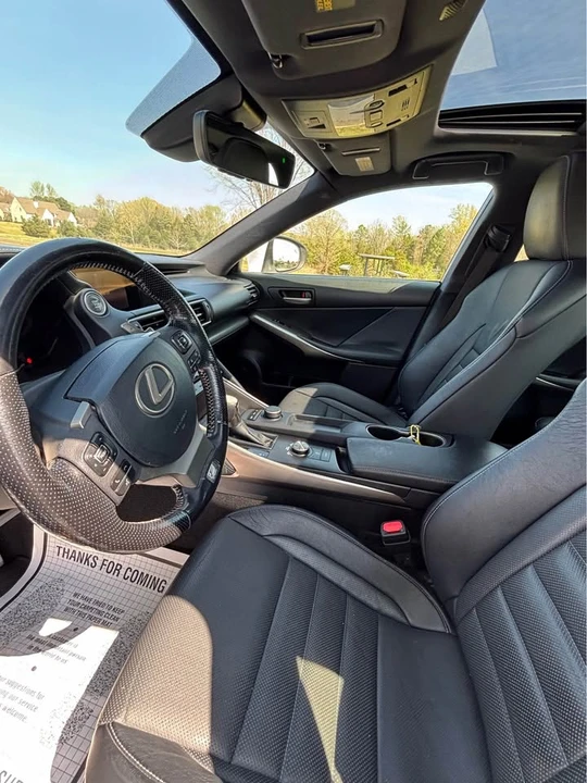 2018 Lexus IS 3rd Gen - Image 2 of 8