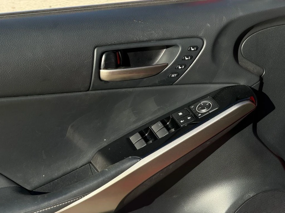 2018 Lexus IS 3rd Gen - Image 16 of 21