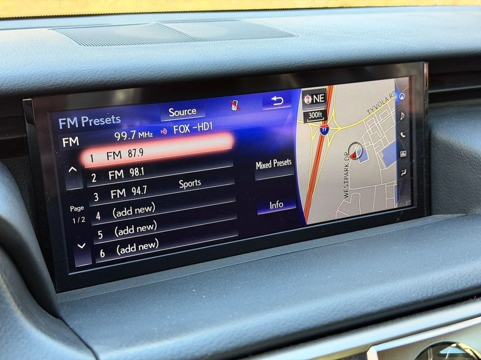 2018 Lexus IS 3rd Gen - Image 20 of 21