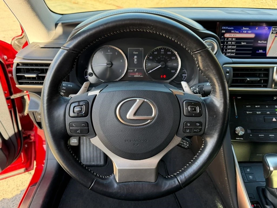 2018 Lexus IS 3rd Gen - Image 19 of 21