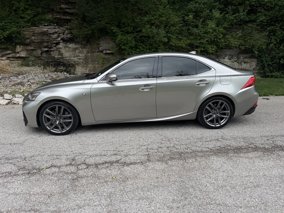 2018 Lexus IS 3rd Gen - Image 4 of 21