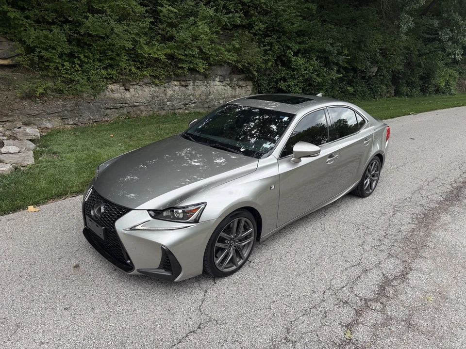 2018 Lexus IS 3rd Gen - Image 2 of 21