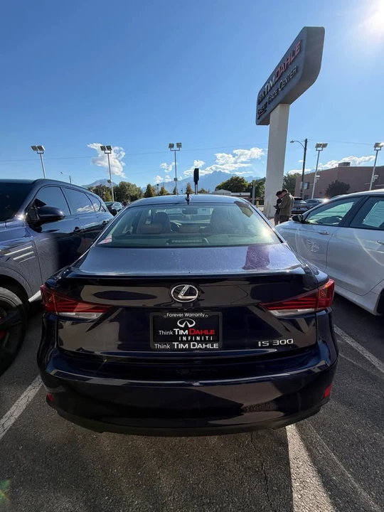 2018 Lexus IS 3rd Gen - Image 3 of 7