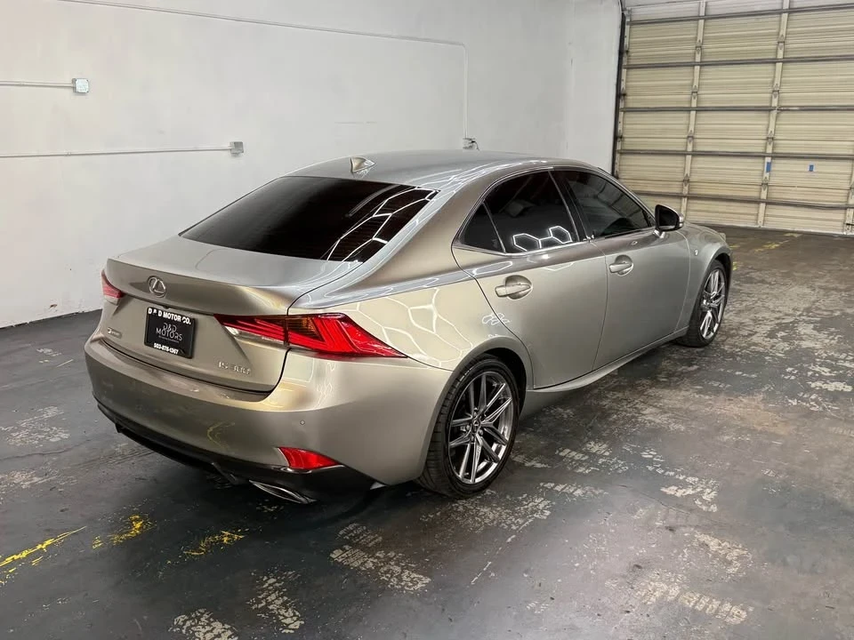 2018 Lexus IS 3rd Gen - Image 4 of 19