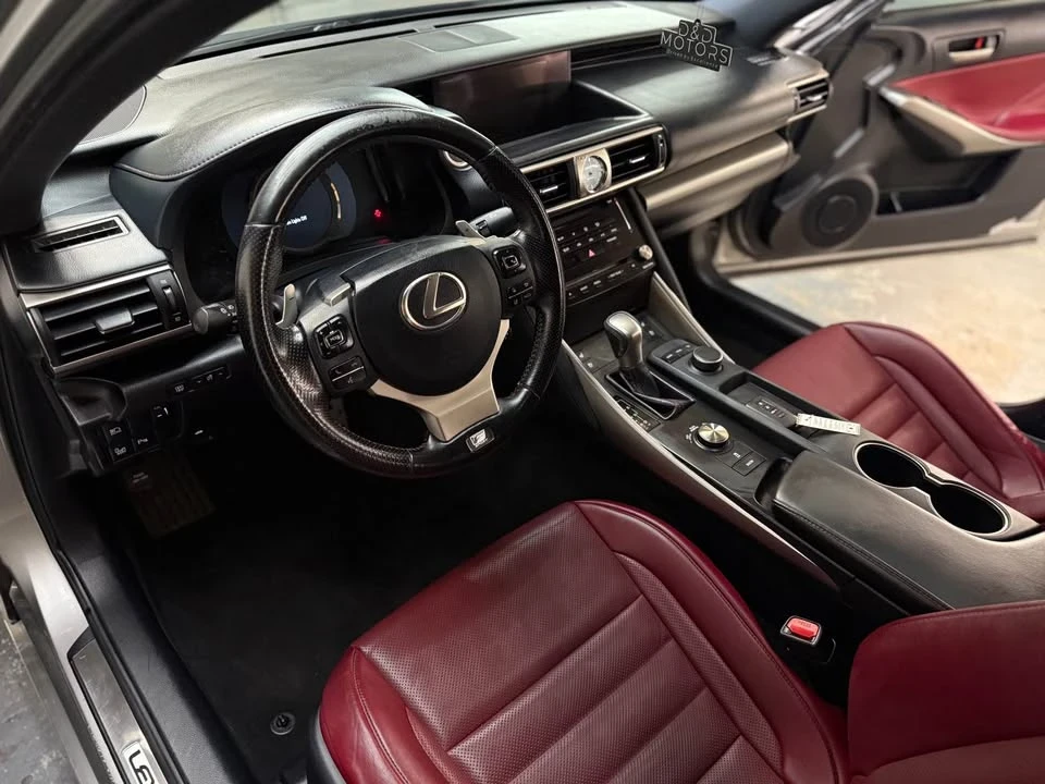 2018 Lexus IS 3rd Gen - Image 12 of 19