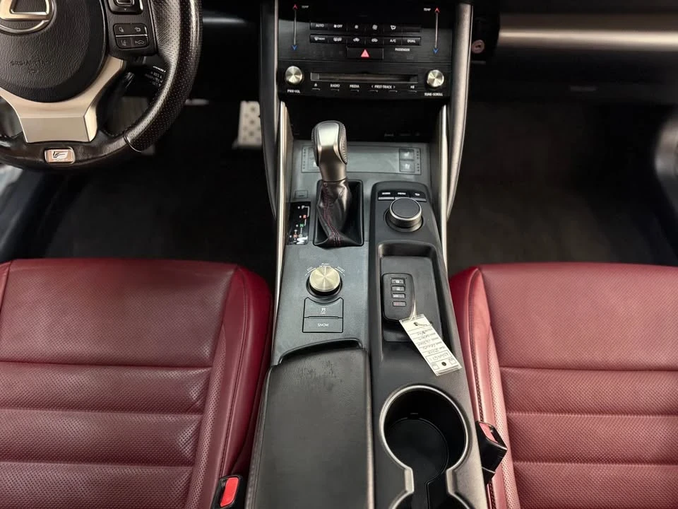 2018 Lexus IS 3rd Gen - Image 18 of 19
