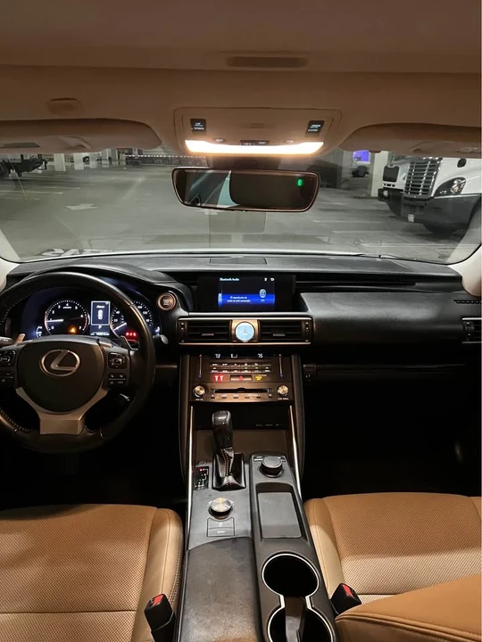 2018 Lexus IS 3rd Gen - Image 11 of 20