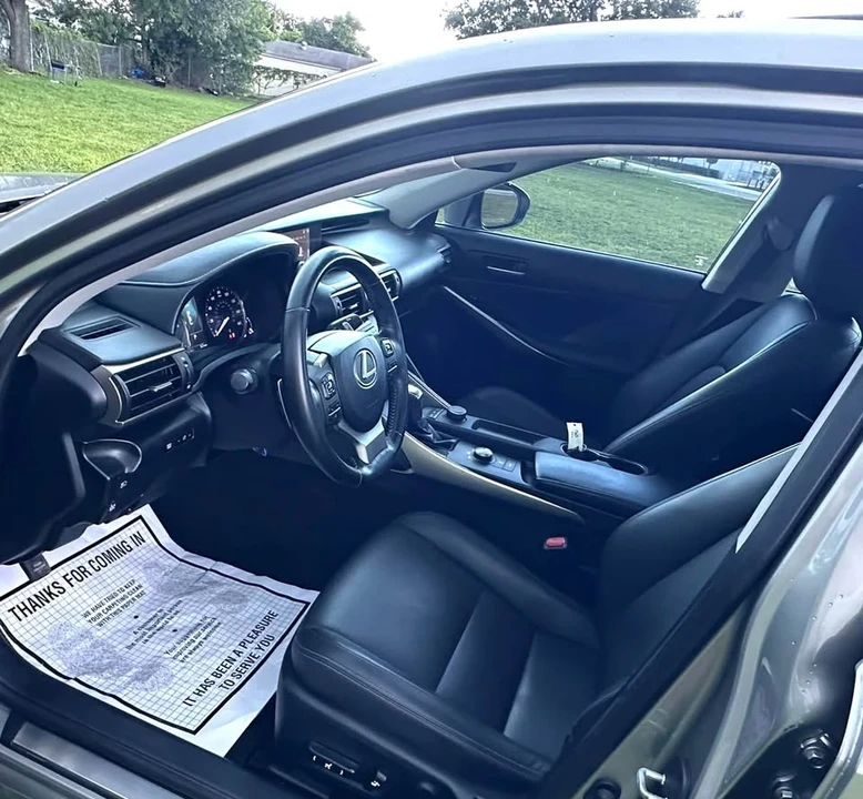 2018 Lexus IS 3rd Gen - Image 9 of 13