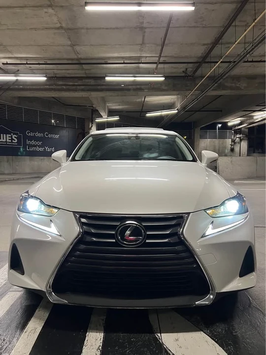 2018 Lexus IS 3rd Gen - Image 20 of 20