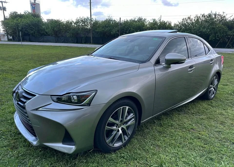 2018 Lexus IS 3rd Gen - Image 3 of 13