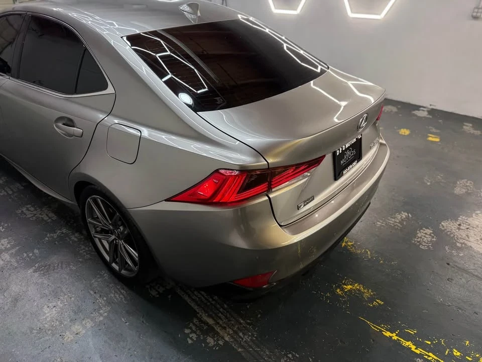 2018 Lexus IS 3rd Gen - Image 10 of 19