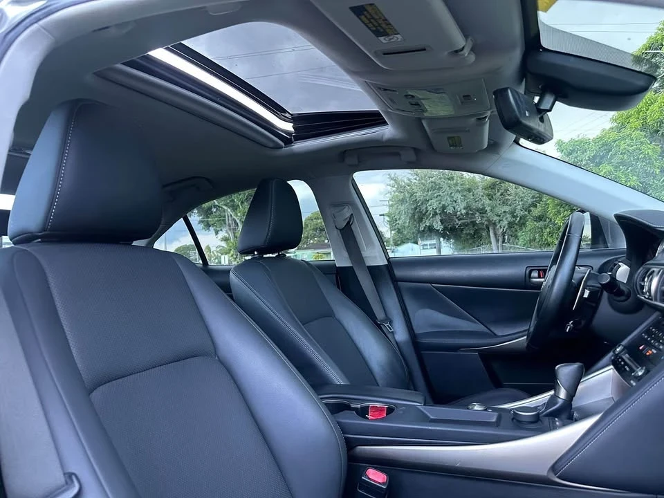 2018 Lexus IS 3rd Gen - Image 11 of 13