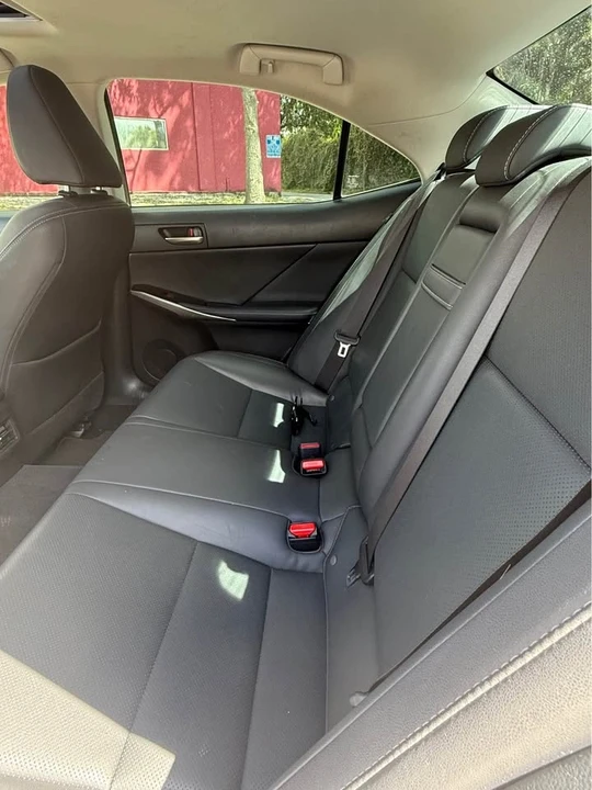 2018 Lexus IS 3rd Gen - Image 6 of 9