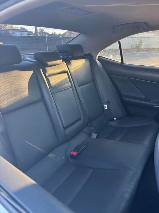 2018 Lexus IS 3rd Gen - Image 8 of 9