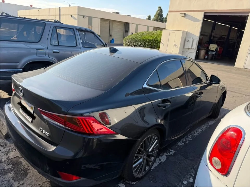 2018 Lexus IS 3rd Gen - Image 6 of 12