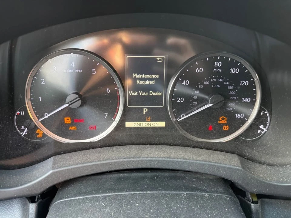2018 Lexus IS 3rd Gen - Image 9 of 12