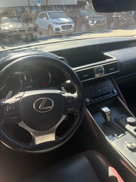 2018 Lexus IS 3rd Gen - Image 4 of 6