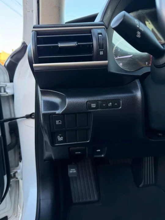 2018 Lexus IS 3rd Gen - Image 12 of 13