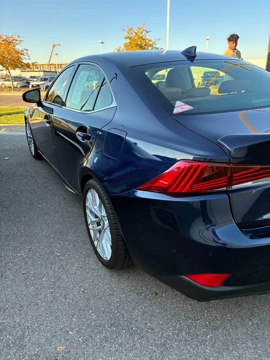 2018 Lexus IS 3rd Gen - Image 6 of 7