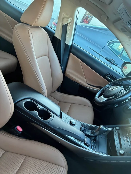 2018 Lexus IS 3rd Gen - Image 4 of 7