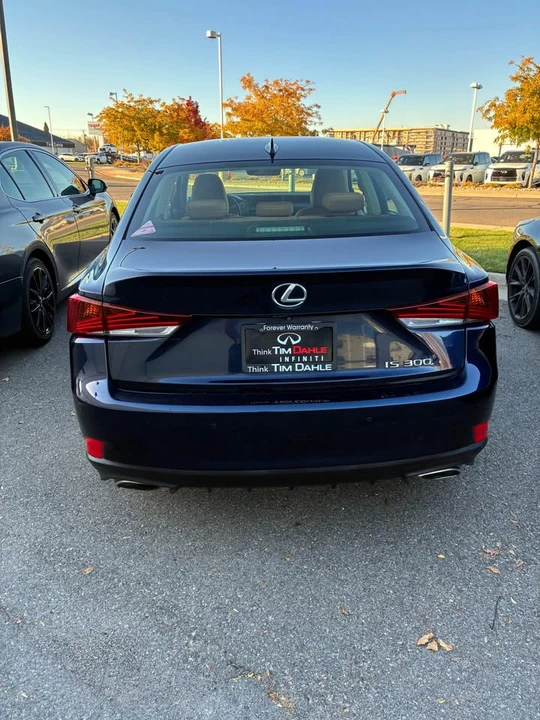 2018 Lexus IS 3rd Gen - Image 7 of 7