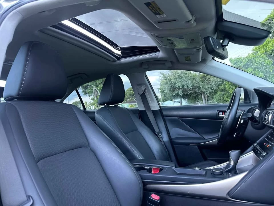 2018 Lexus IS 3rd Gen - Image 15 of 15