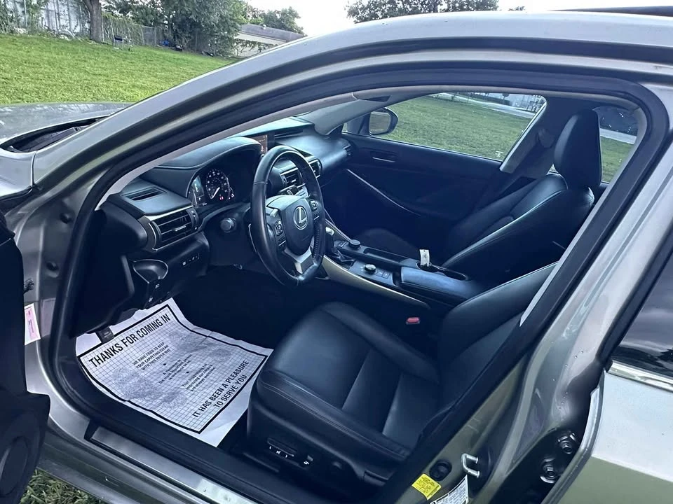 2018 Lexus IS 3rd Gen - Image 9 of 15