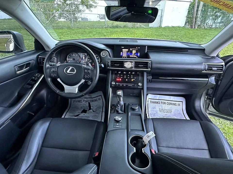 2018 Lexus IS 3rd Gen - Image 14 of 15