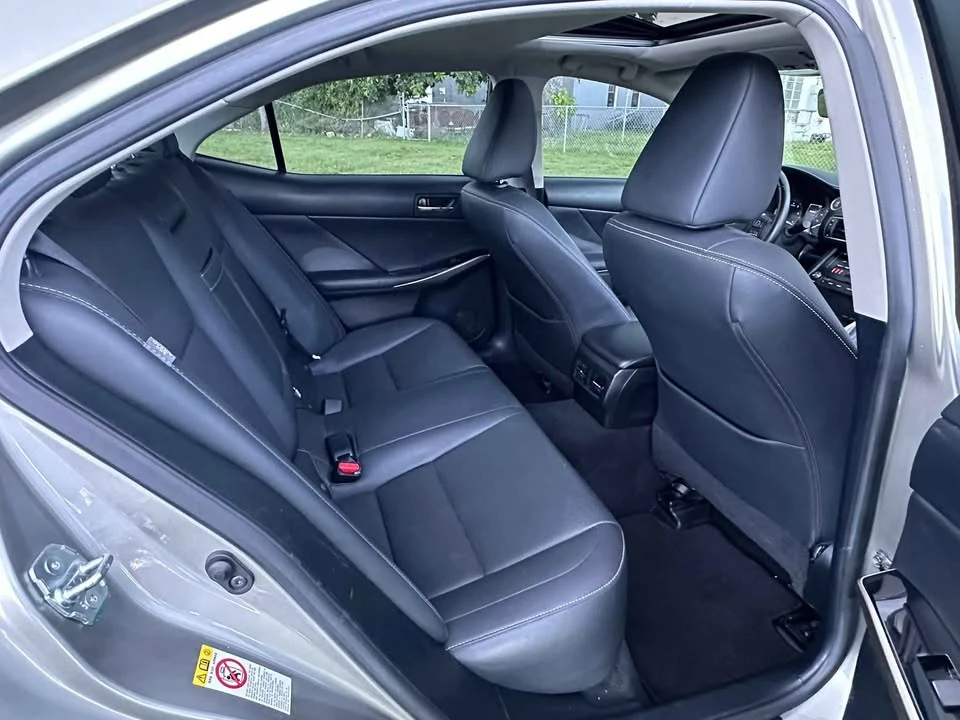 2018 Lexus IS 3rd Gen - Image 12 of 15