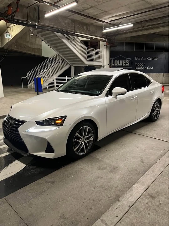 2018 Lexus IS 3rd Gen - Image 3 of 20