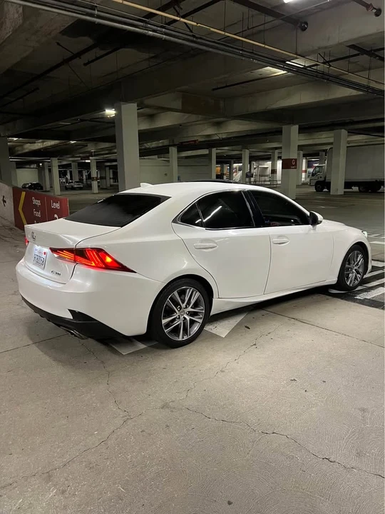 2018 Lexus IS 3rd Gen - Image 20 of 20