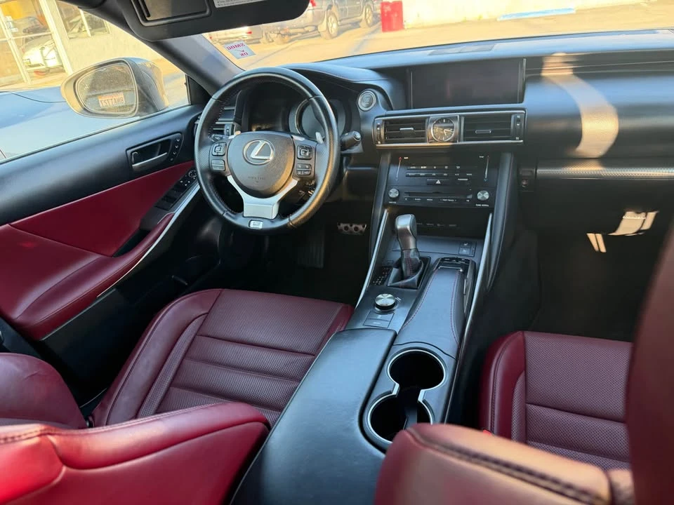 2018 Lexus IS 3rd Gen - Image 6 of 9