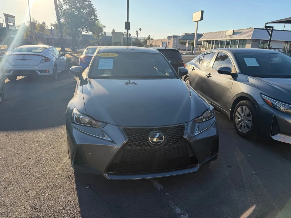 2018 Lexus IS 3rd Gen - Image 4 of 9