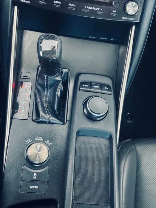 2018 Lexus IS 3rd Gen - Image 12 of 14
