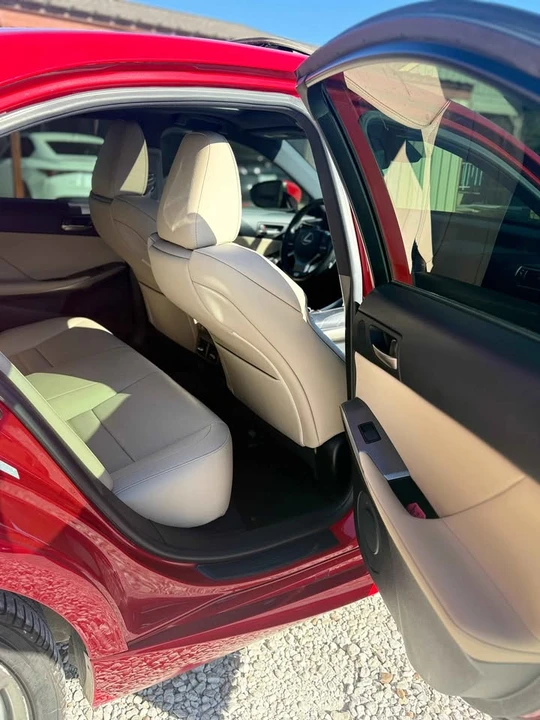 2018 Lexus IS 3rd Gen - Image 10 of 13