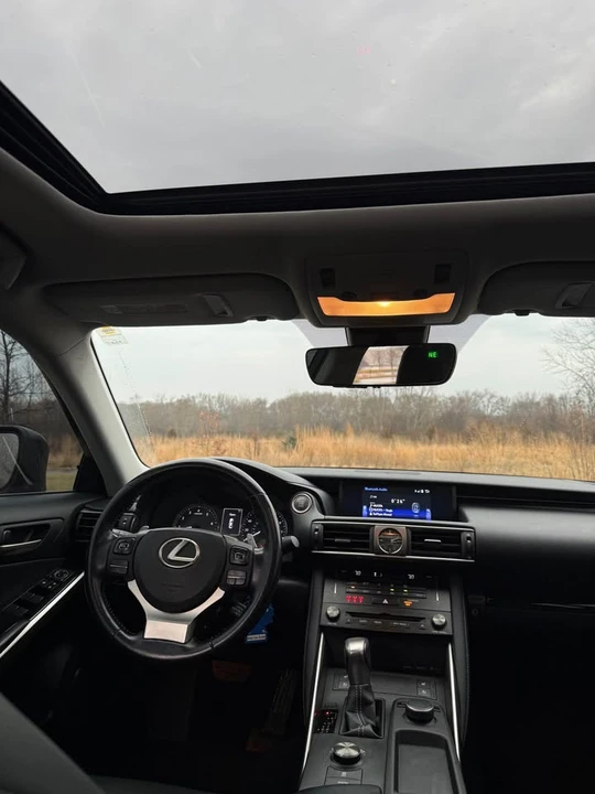 2018 Lexus IS 3rd Gen - Image 11 of 18