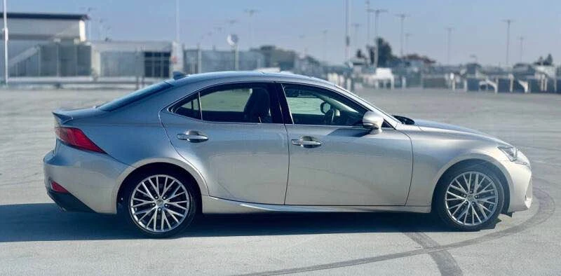 2018 Lexus IS 3rd Gen - Image 4 of 14
