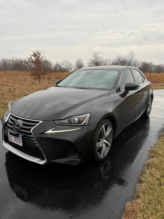 2018 Lexus IS 3rd Gen - Image 3 of 18
