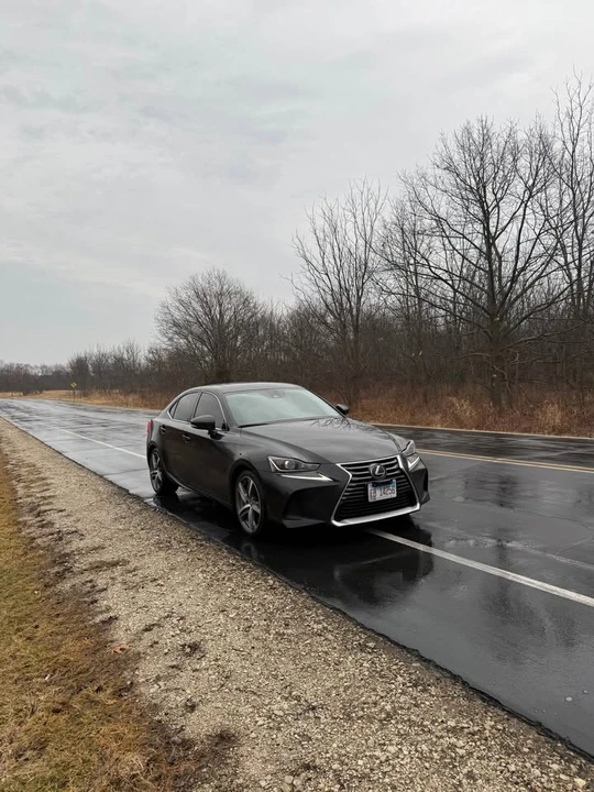 2018 Lexus IS 3rd Gen - Image 17 of 18