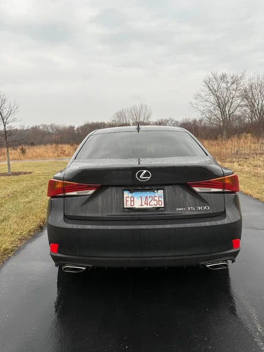 2018 Lexus IS 3rd Gen - Image 4 of 18