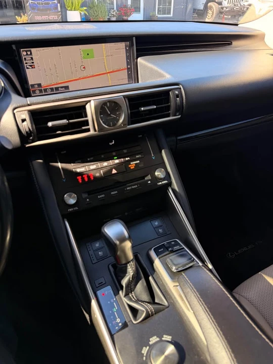 2018 Lexus IS 3rd Gen - Image 10 of 18