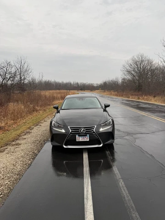 2018 Lexus IS 3rd Gen - Image 18 of 18
