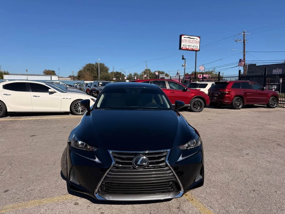 2018 Lexus IS 3rd Gen - Image 2 of 18