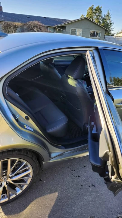 2018 Lexus IS 3rd Gen - Image 8 of 9