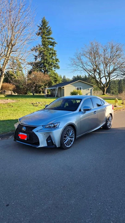 2018 Lexus IS 3rd Gen - Image 2 of 9