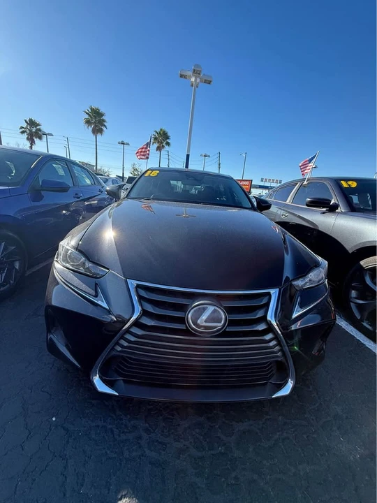2018 Lexus IS 3rd Gen - Image 2 of 10
